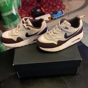 Nike Kids' Sneakers white and black with Velcro 12c